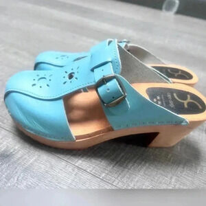 Cape Clog Light Blue Boho Clog with Cutouts NEW